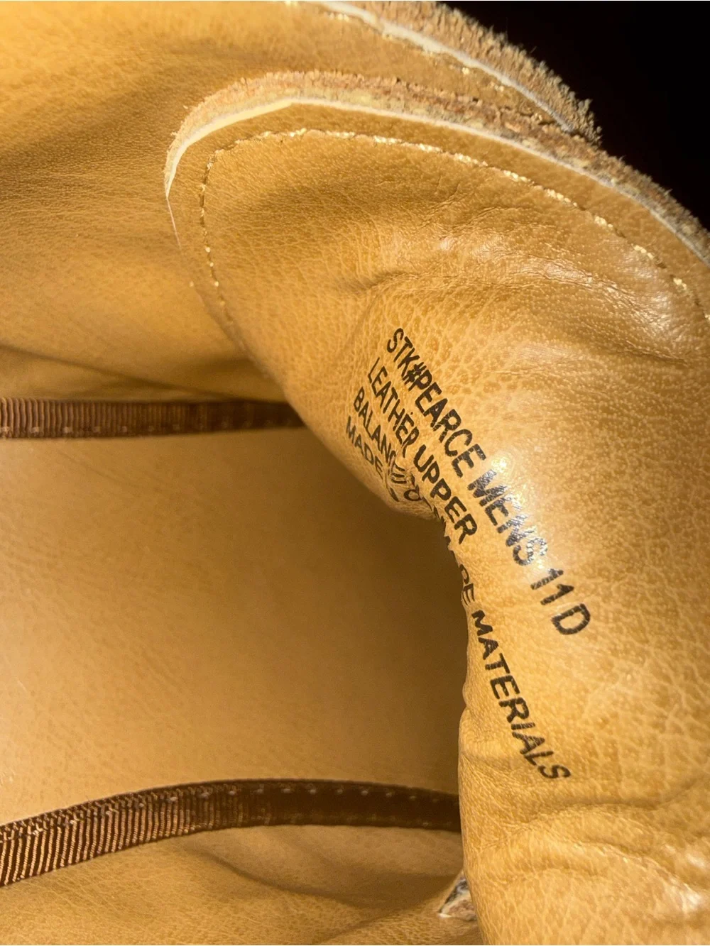 GH Bass “Pearce” Mens 11 D Tan Suede Leather Chukka Desert Boots Brown